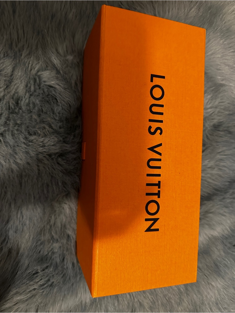 Perfume box in the original packaging Louis Vuitton.